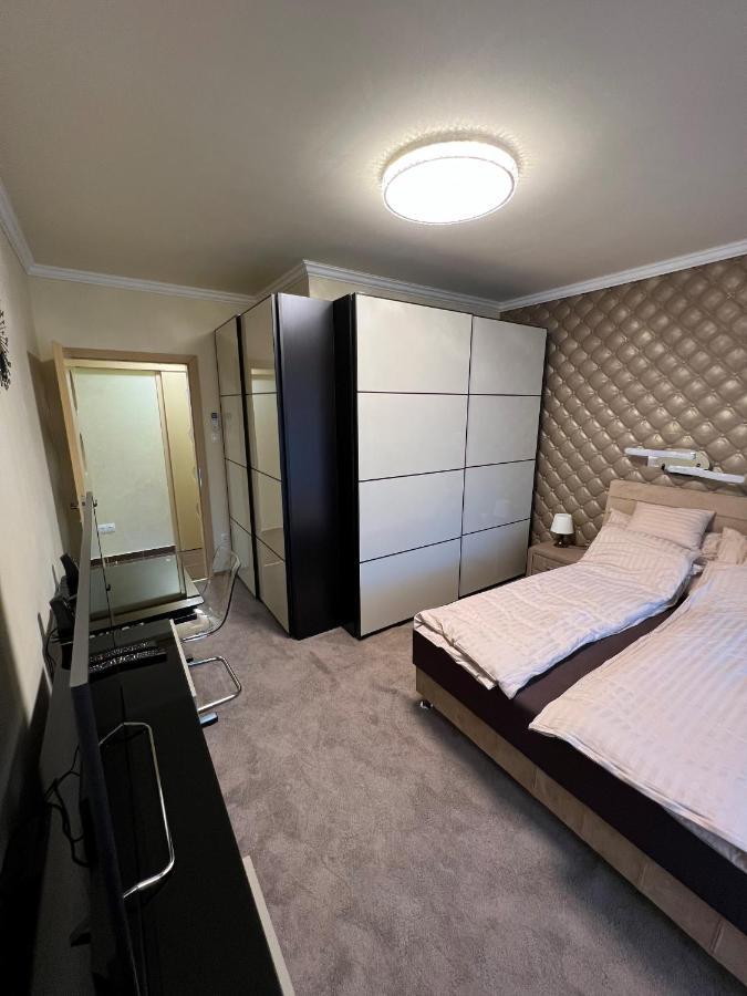 Apartamento Párizsi Udvar Prémium Apartman Debrecen Exterior foto